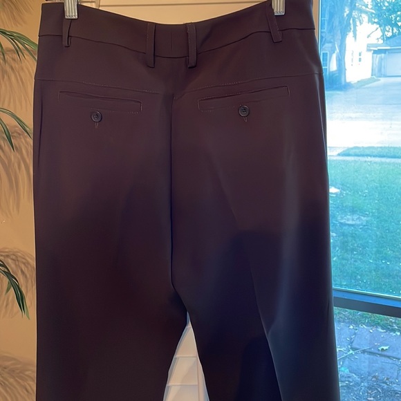 VINCE SLACKS. EUC - Picture 5 of 8